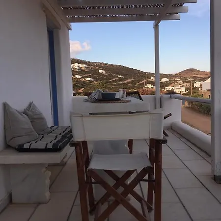 Island White Agios Georgios (Antiparos)